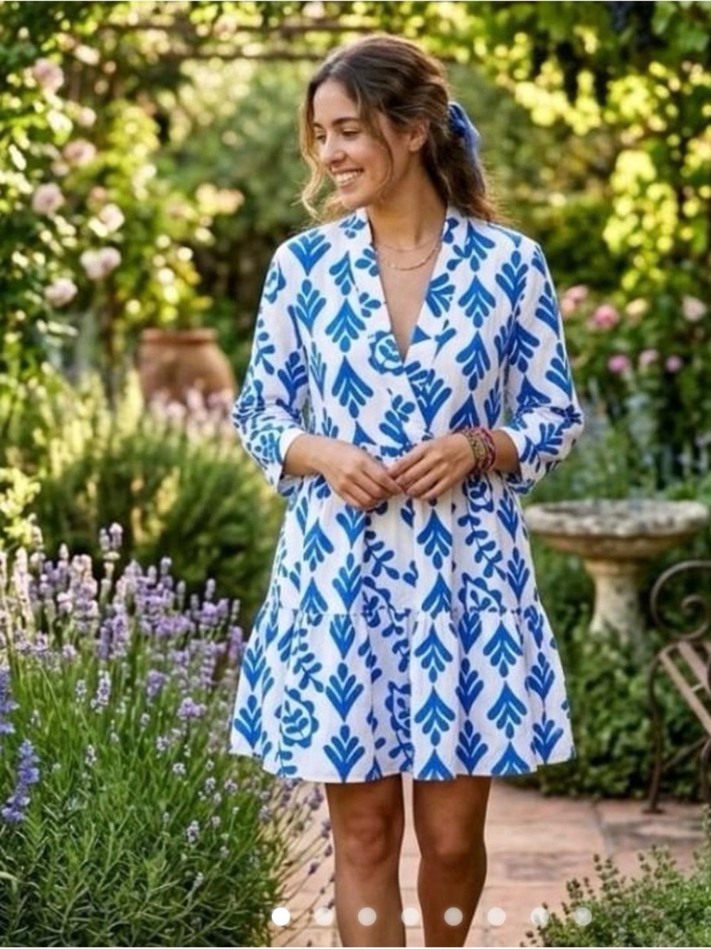 Zara White Midi V-Neck Dress with Blue Geometric Print